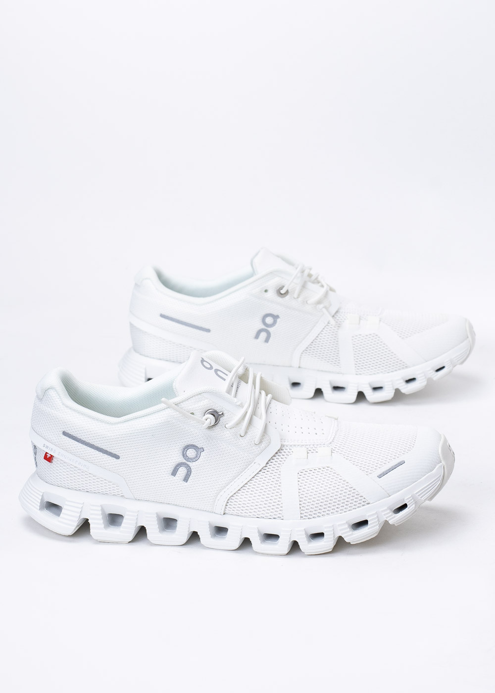 Damen Sneaker WeiB On Running Cloud 5 All White