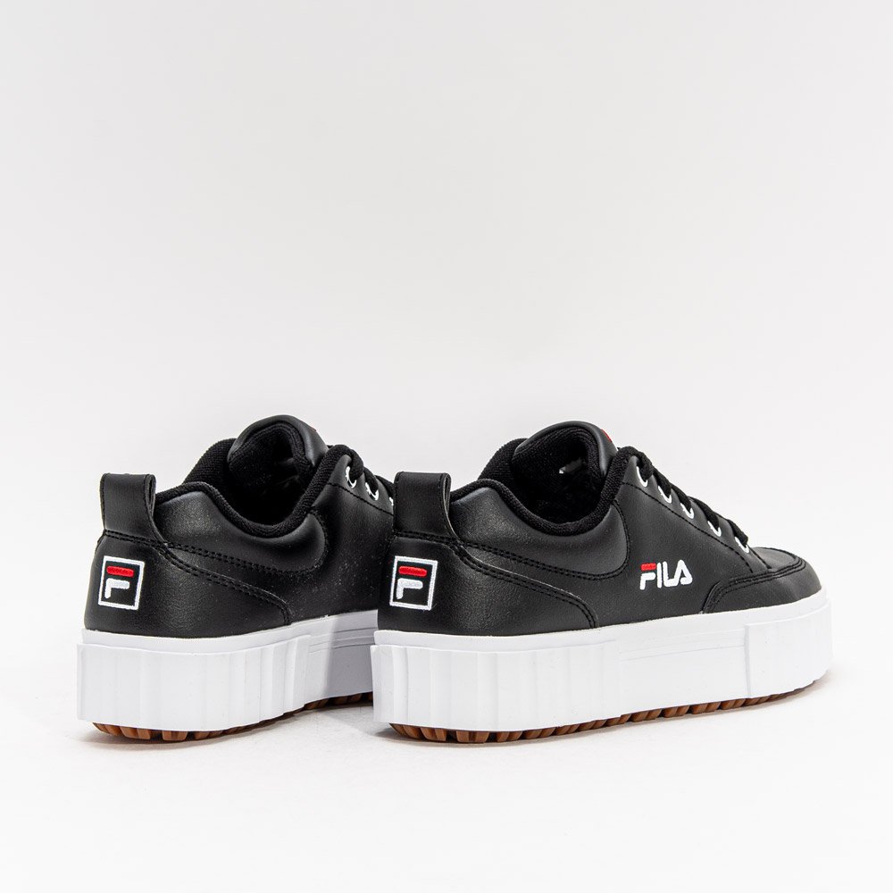 fila sandblast low sneaker