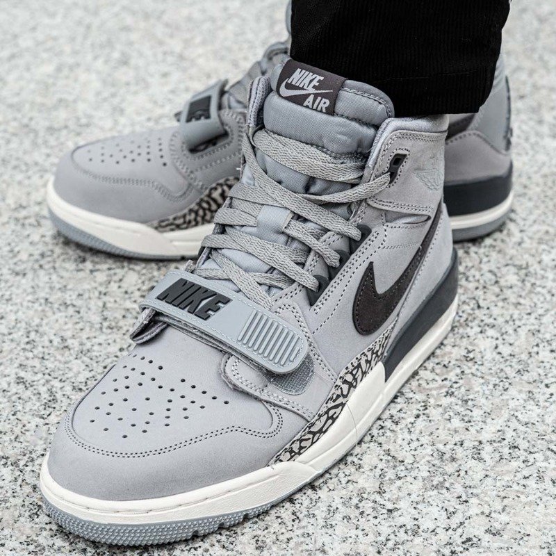 Nike Air Jordan Legacy 312 Av3922 002 86 00 Sneaker Peeker