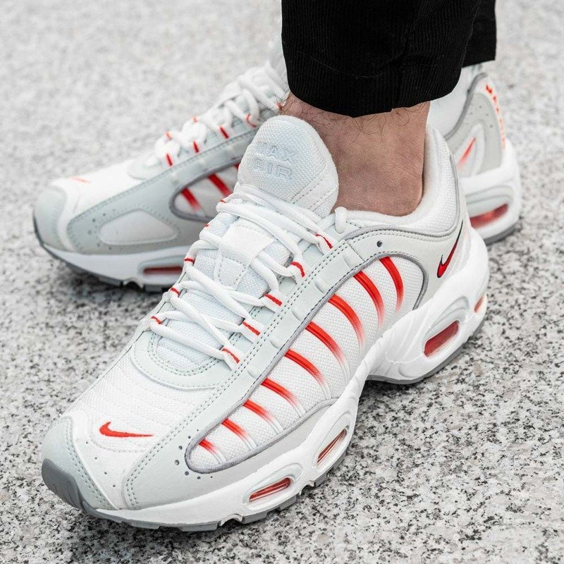 Nike Air Max Tailwind IV AQ2567 400