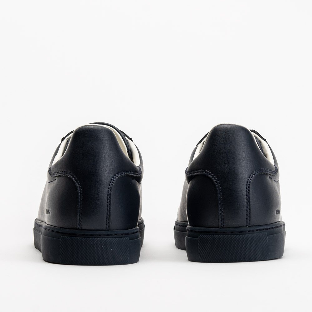 Sneakers Armani Exchange (XUX001 XV093 N151) 84,99 € Sneaker Peeker