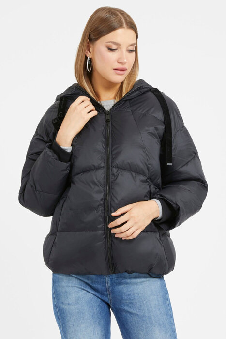 Damenjacke GUESS LETIZIA HOODED PUFFA