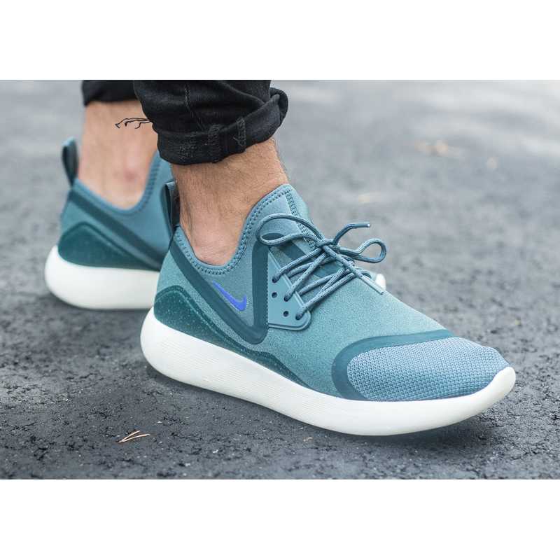 Nike Lunarcharge Premium (923619-304)