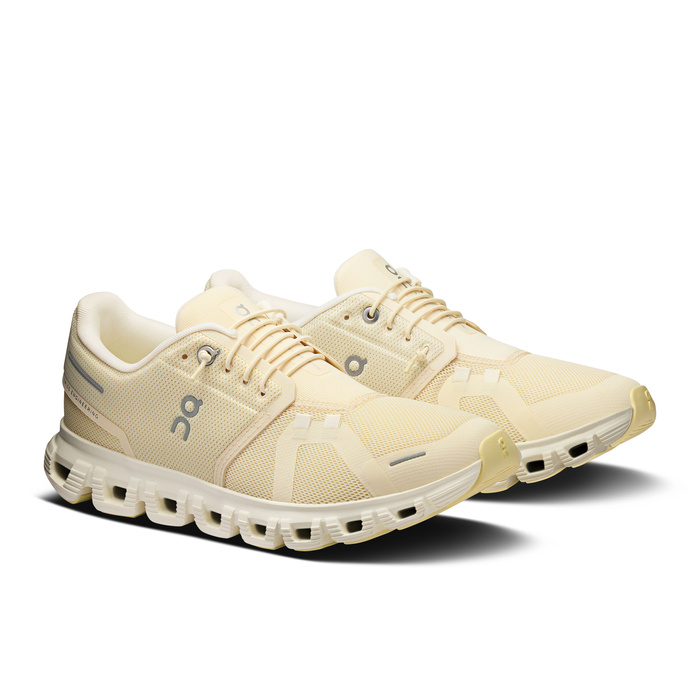 ON Cloud 6 Women Castor | Ivory Damen Sneaker