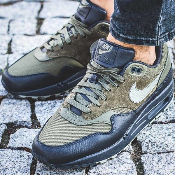 Nike Air Max 1 Premium (875844-201)