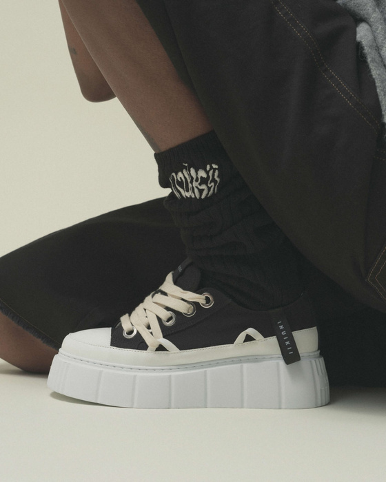 INUIKII MATILDA CANVAS LOW Damen Sneaker