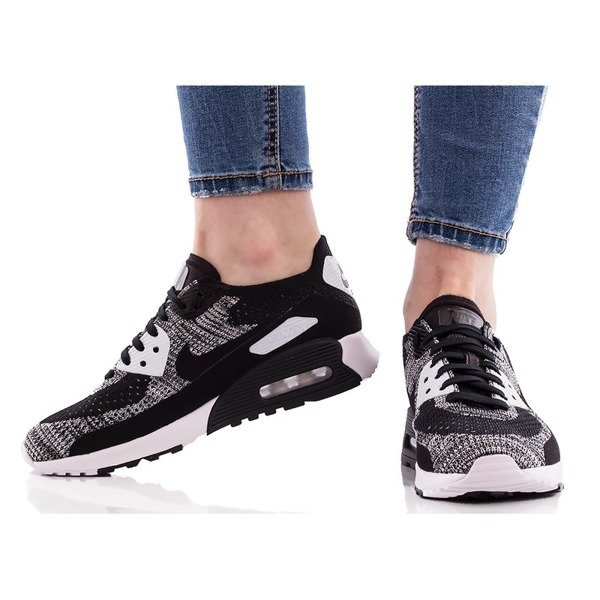 Nike Air Max 90 Ultra Flyknit (881109-002)