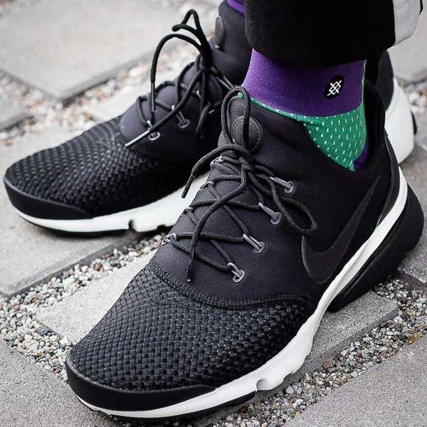 Nike Presto Fly SE (908020-010)