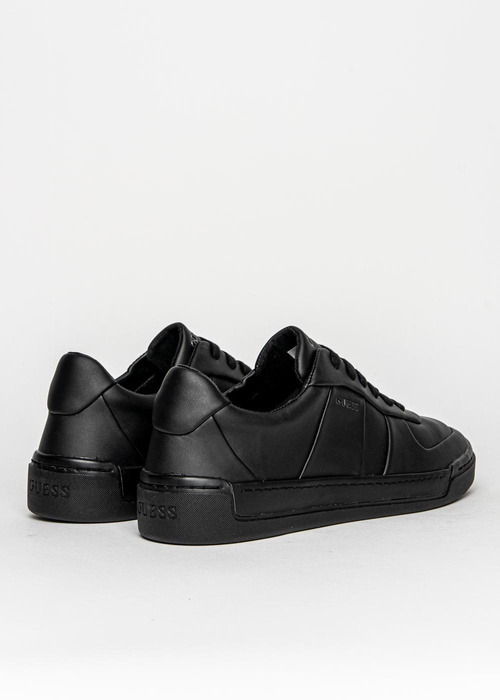 Sneakers Guess Strave (FM7SSMELE12-BLACK)