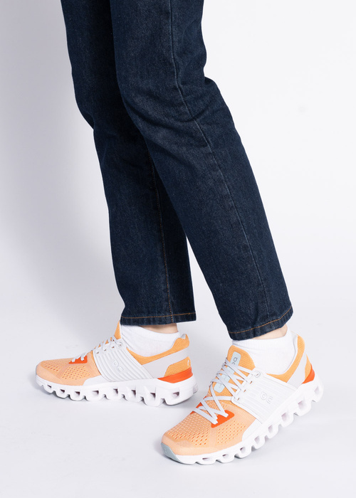 Damen Trainingsschuhe Orange ON Orange Cloudswift 