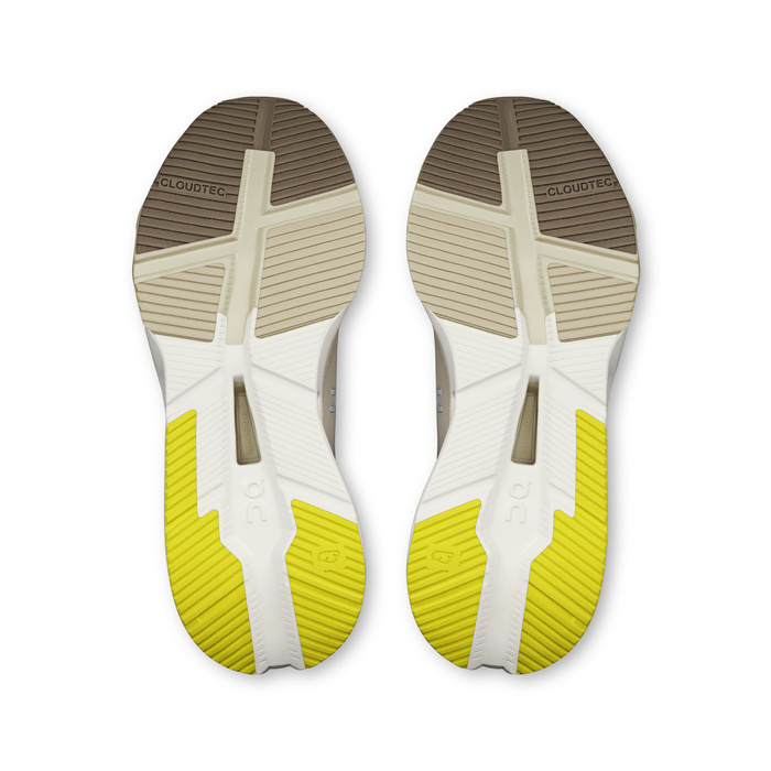 ON Cloudnova X Men Ghost | Cinder Herren Sneaker