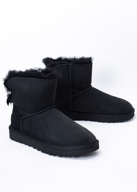 UGG W Mini Bailey Bow II Damen Winterschuhe