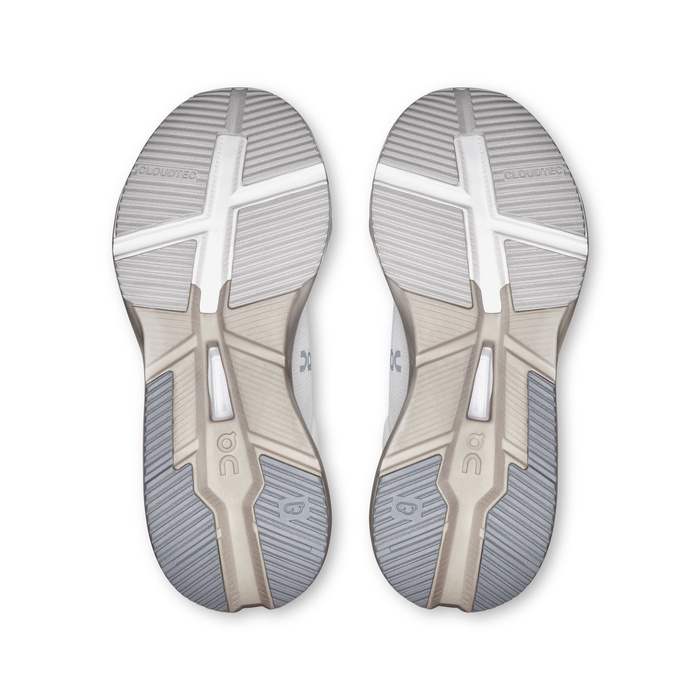 ON Cloudnova X Women White | Glacier Damen Sneaker