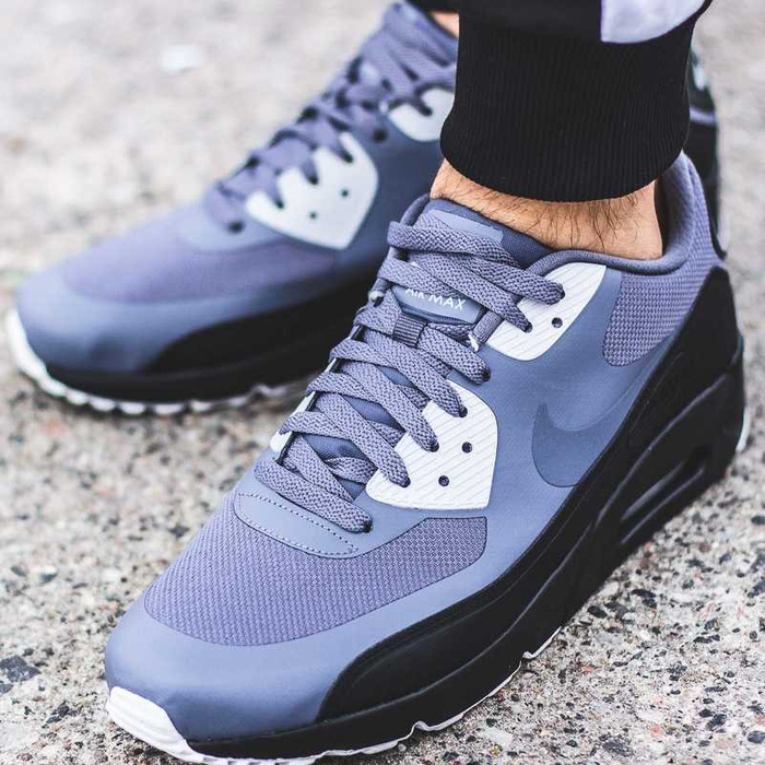 Nike Air Max 90 Essential (875695-012)