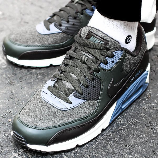 Nike Air Max 90 Premium  (700155-300)