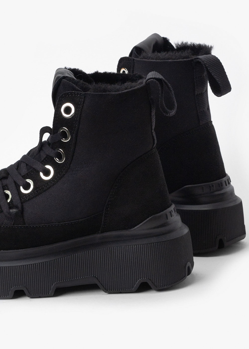INUIKII MATILDA SHEARLING Damen Schneestiefel