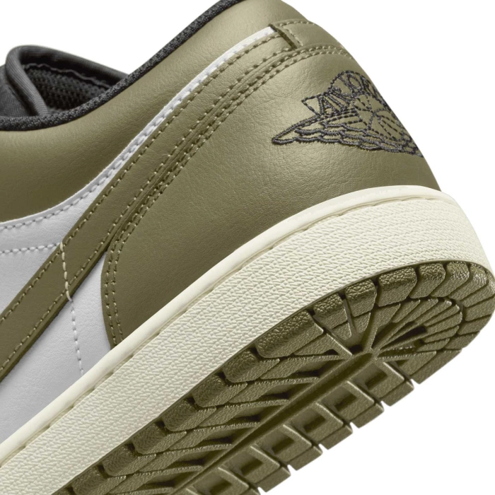 Nike Air Jordan 1 Low Herren Sneaker