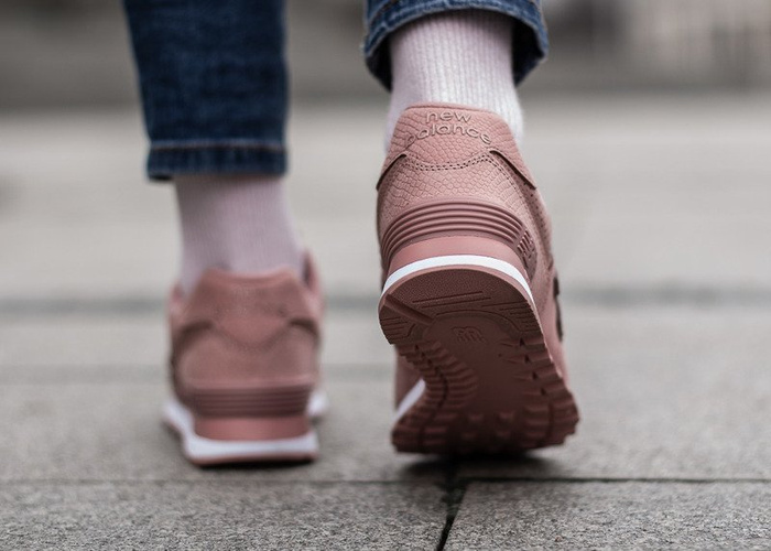 New Balance WL574 `Dusted Peach`
