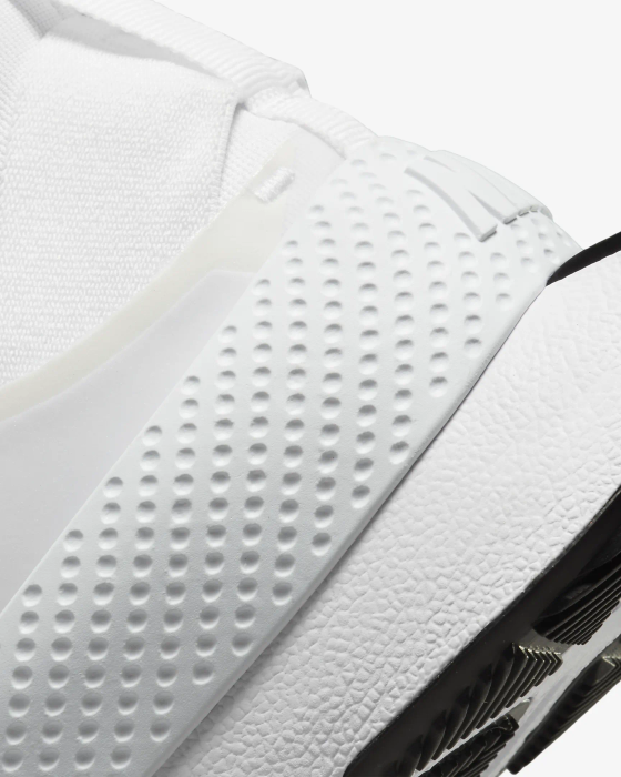 Nike Go FlyEase Unisex Sneaker