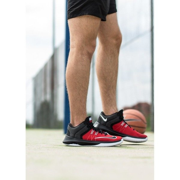 Nike Air Versitile NBK (921692-600)