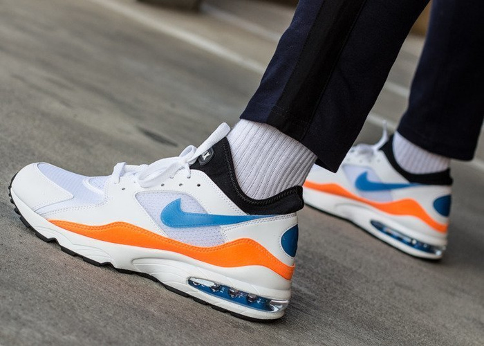 Nike Air Max 180 (306551-104)