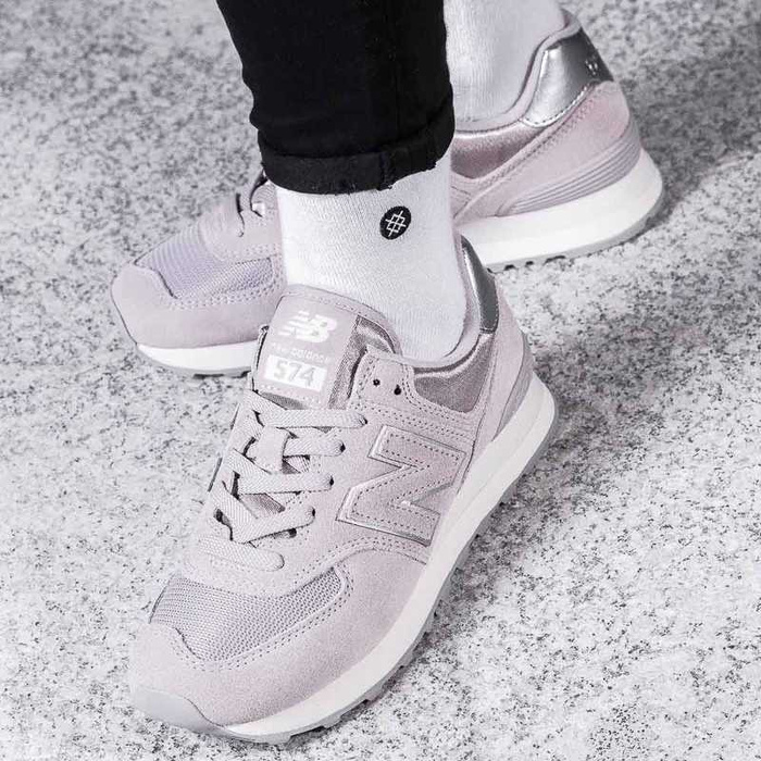 New Balance 574 (WL574LCS)