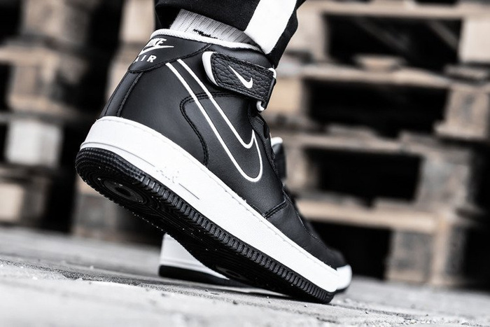 Nike Air Force 1 Mid ''07 Lthr (AQ8650-001)