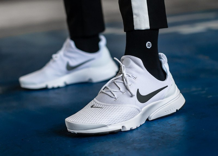 Nike Presto Fly SE (908020-102)